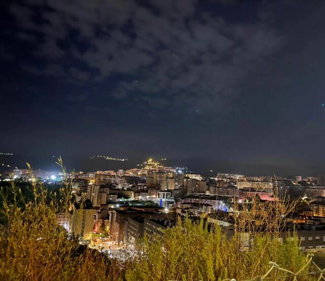 Bilbao by night 🌌 🌃 🌑

#bilbao #spain #spanish #night #nightlife
#spanien #travel #reisen #city #bilbaocity #citylights #cityphotography #light #metropole #fyp #freiwilligendienst #fij #gapyear #ijfd #fsj #europa #europe